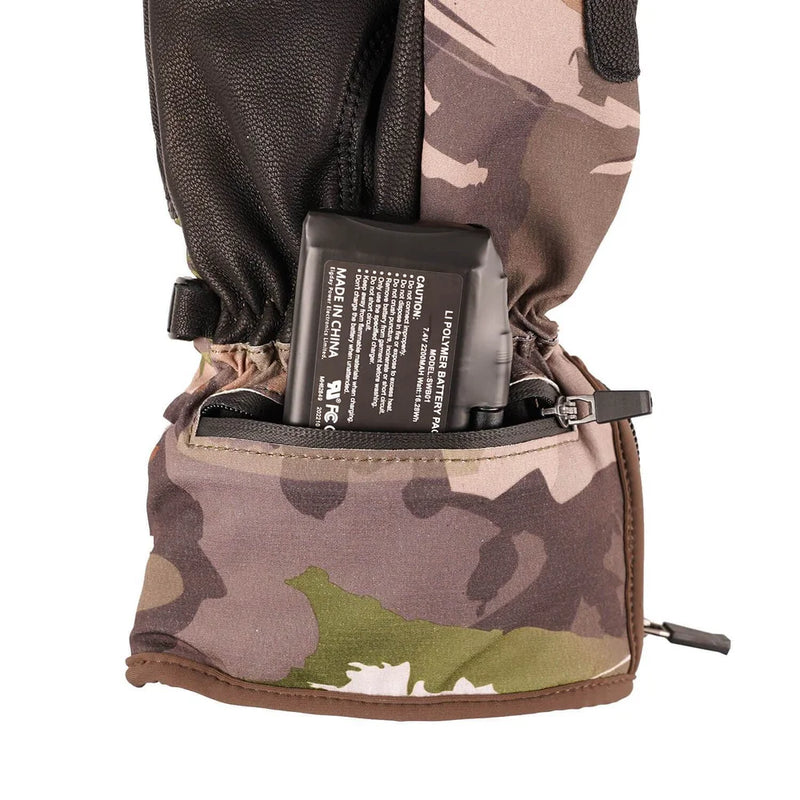 Load image into Gallery viewer, Camo Heated Hunting Gloves detail view