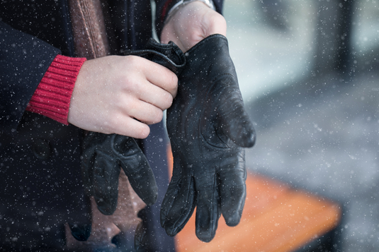 A Comprehensive Guide to Heated Gloves