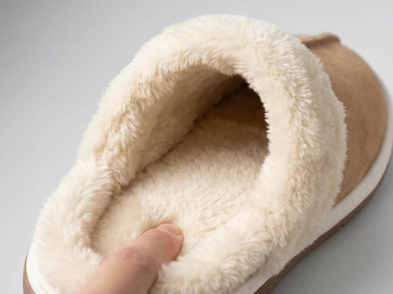 Plush Comfort - Savior Heat Heated Slippers with Plush Lining & Up to 12H Warmth