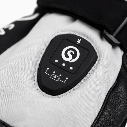 The heated gloves can be adjusted via a button with 3 heating settings (high, medium, and low).