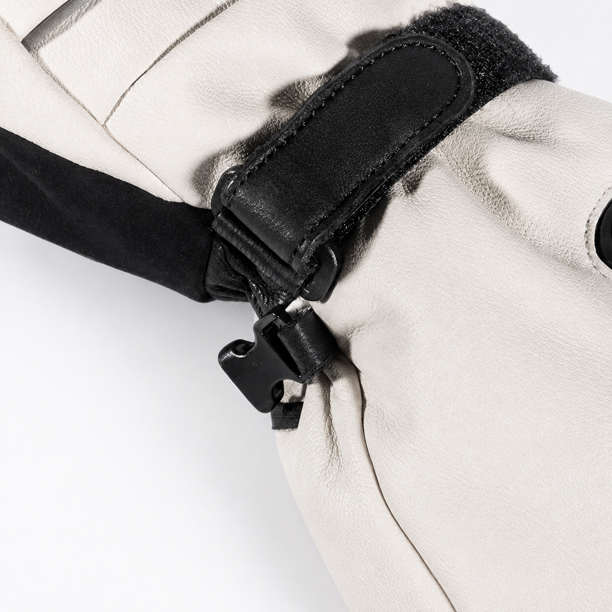 EH8 Pro™ Extreme Cold Heated Ski Gloves