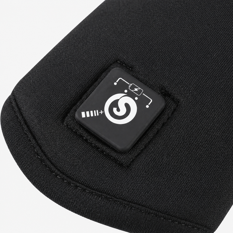 Load image into Gallery viewer, The heated gloves can be adjusted via a button with 3 heating settings (high, medium, and low).
