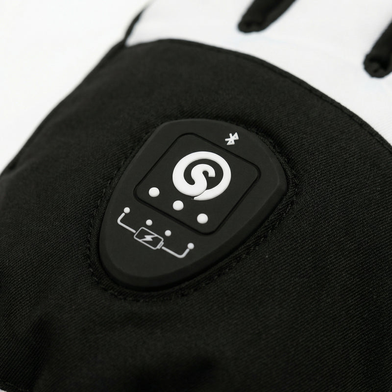Load image into Gallery viewer, The heated gloves can be adjusted via a button with 3 heating settings (high, medium, and low).
