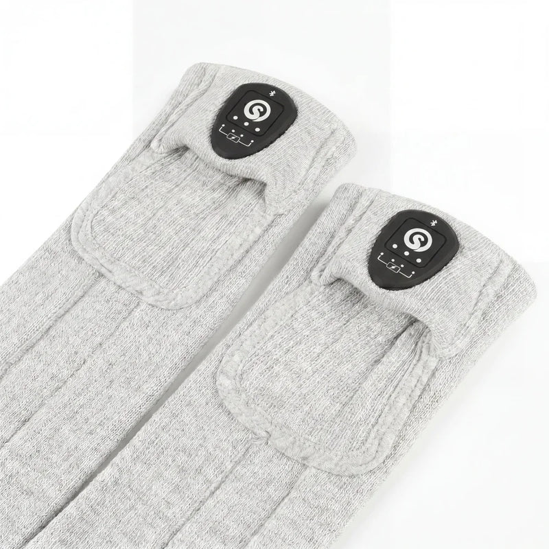 Cargue la imagen en el visor de la galería, App Controlled Heated Socks for skiing
