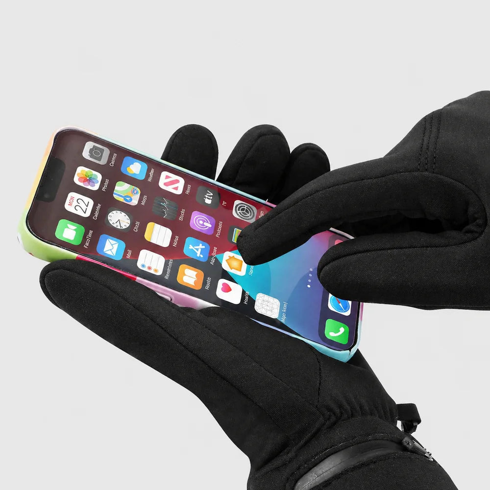 Touchscreen compatible conductive fingertips on heated glove liners